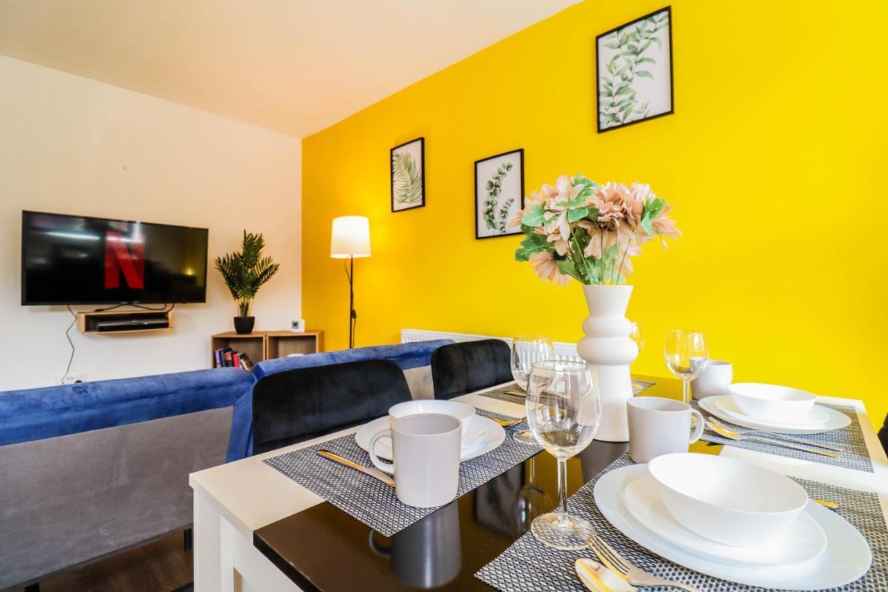 Spacious 1 Bed Flat-Free Parking Hillingdon Dış mekan fotoğraf